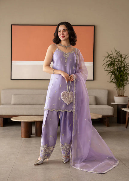 Faiza Saqlain | Reina - Renee