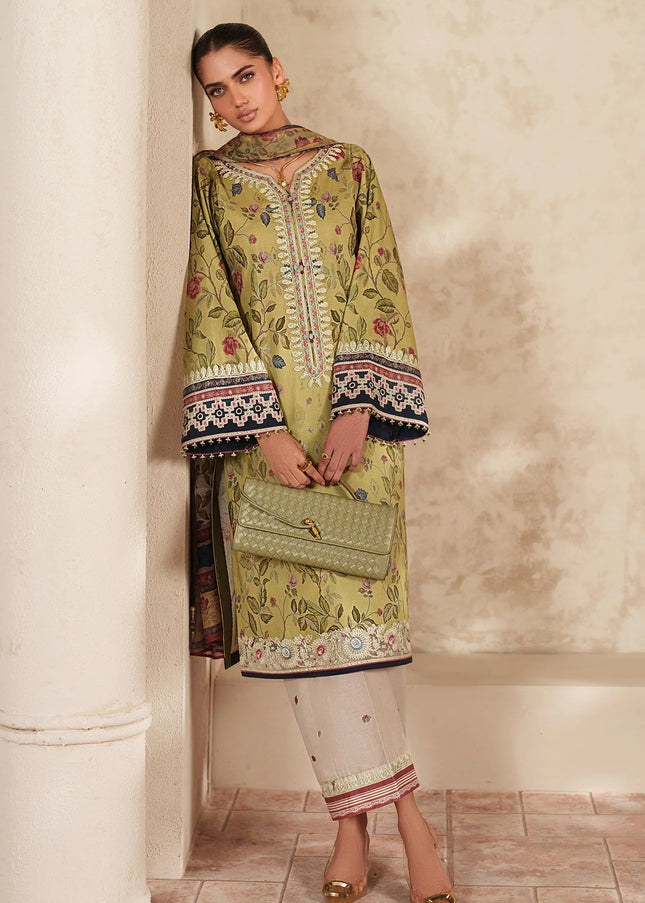 Baroque | Embroidered Lawn UF-4414