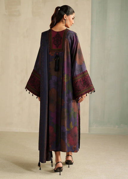 Baroque | Embroidered Khaddar UF-4325