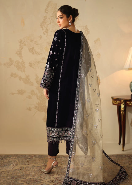 Baroque | Embroidered Velvet UF-4321