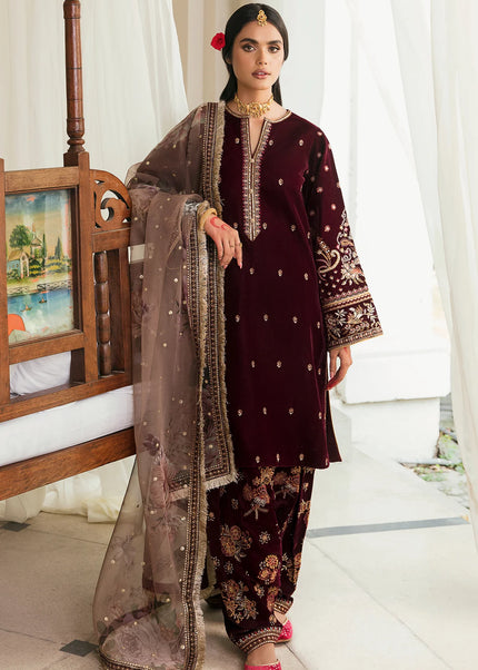 Baroque | Embroidered Velvet - UF-250