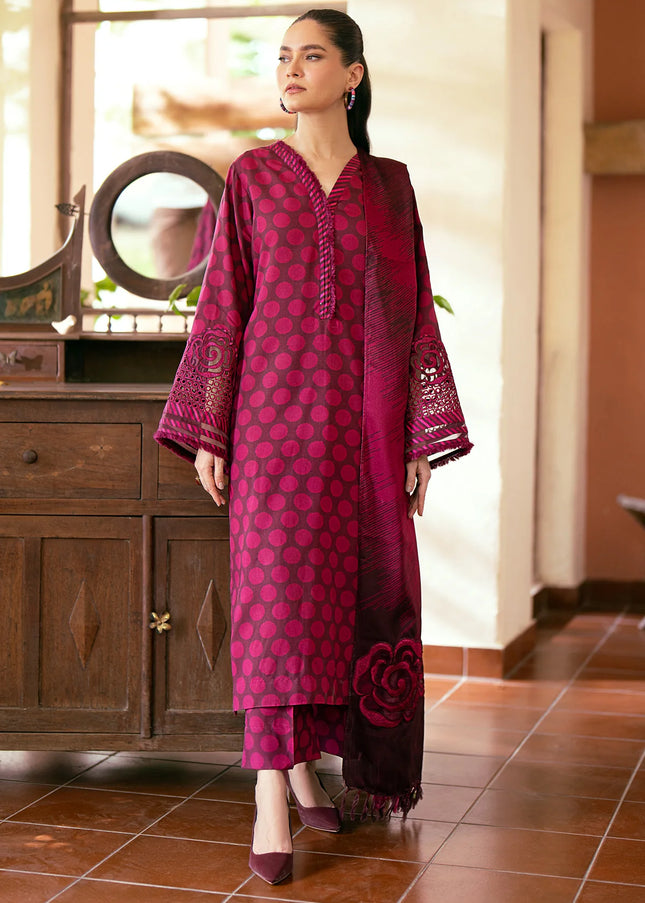 Baroque | Embroidered Viscose UF-762