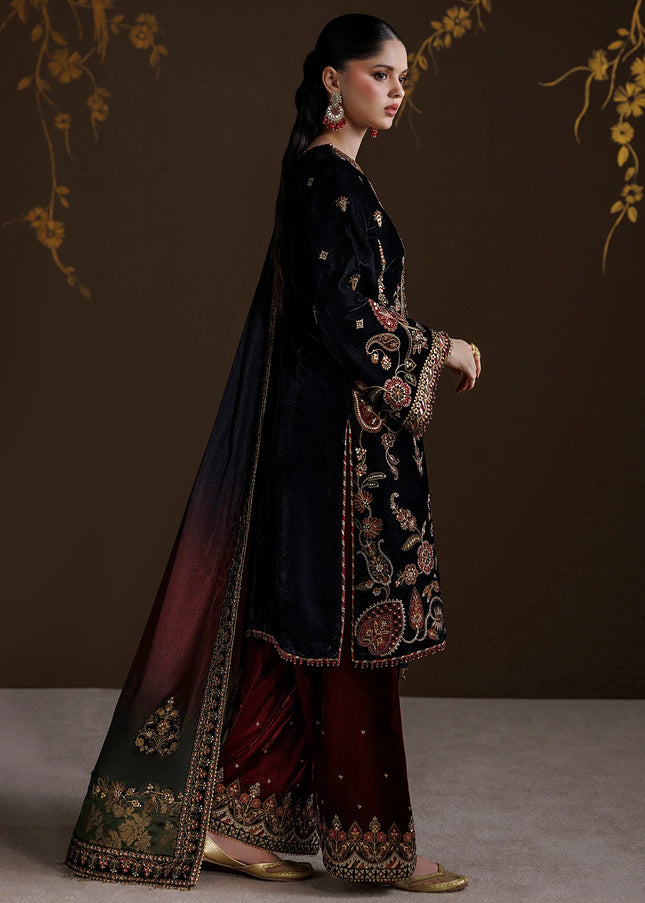 Baroque | Embroidered Velvet UF-4547