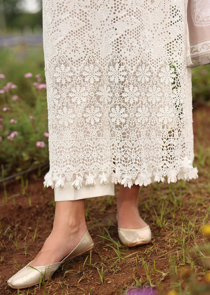 Baroque | Embroidered Lawn UF-4228