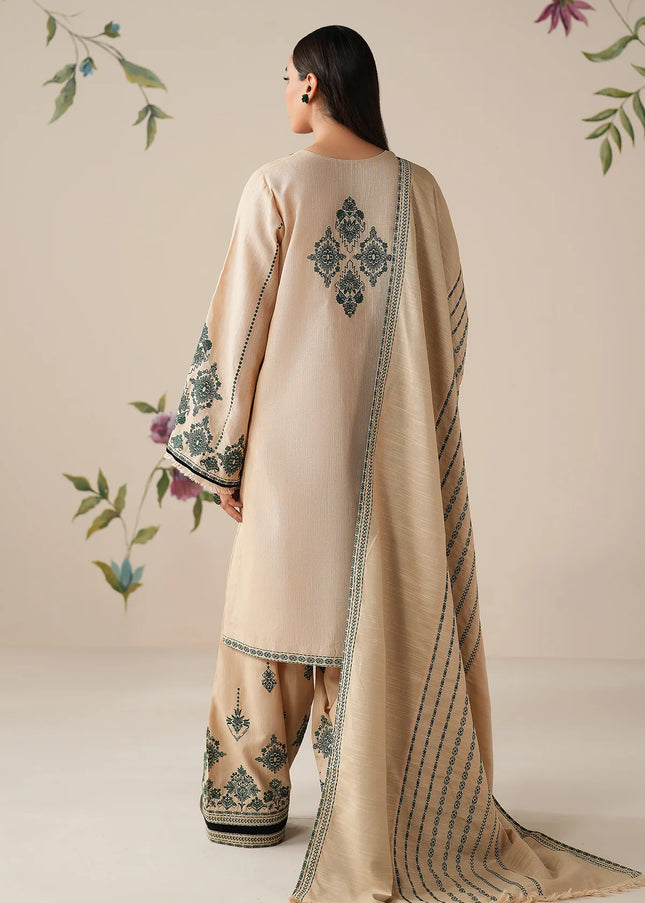 Baroque | Embroidered Khaddar UF-4305