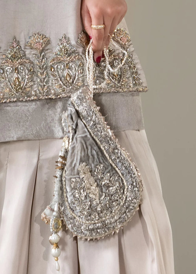 Gloss Silk Hand Embroidered P-299