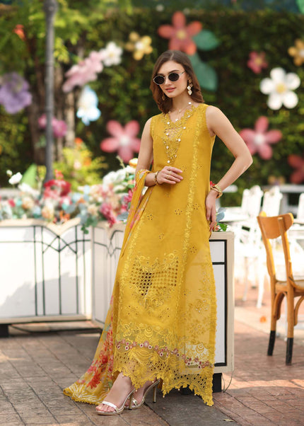 Noor By Saadia Asad | Noor Luxe Chikankari '26 - Amber Yellow