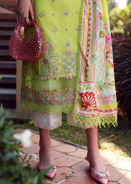 Kanwal Malik | Zaina Lawn’25 - Erna