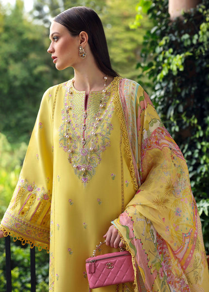 Kanwal Malik | Zaina Lawn’25 - Raiha