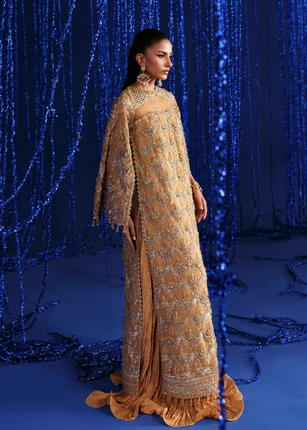 Emaan Adeel | Mode Moderne - Vionne
