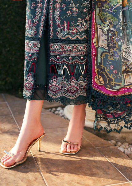 Kanwal Malik | Zaina Lawn’25 - Livia