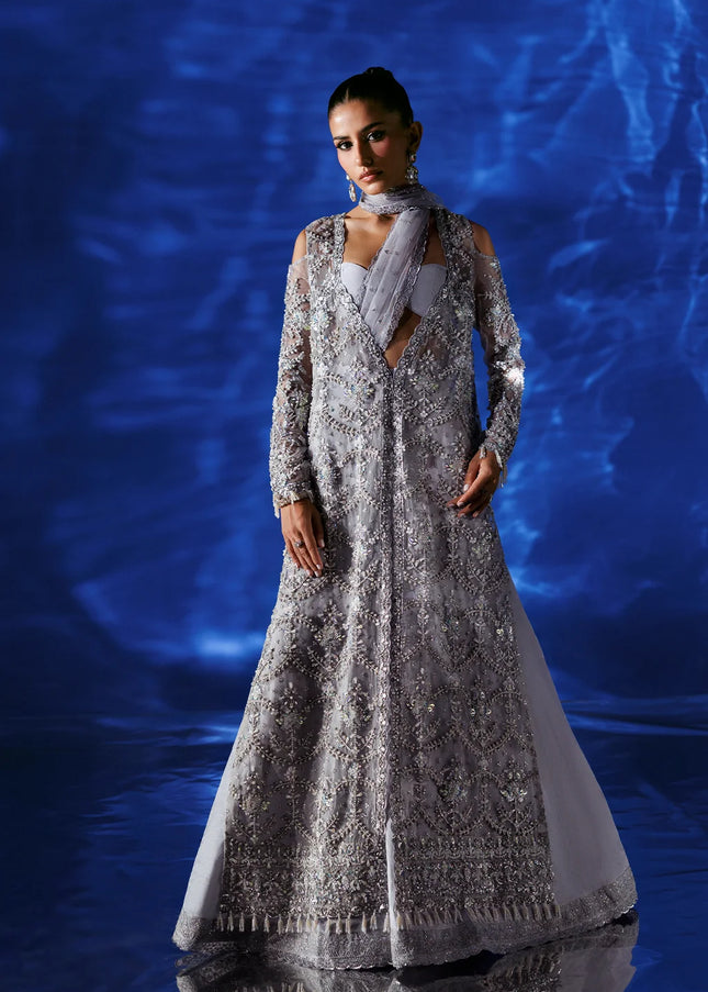 Emaan Adeel | Mode Moderne - Roeme