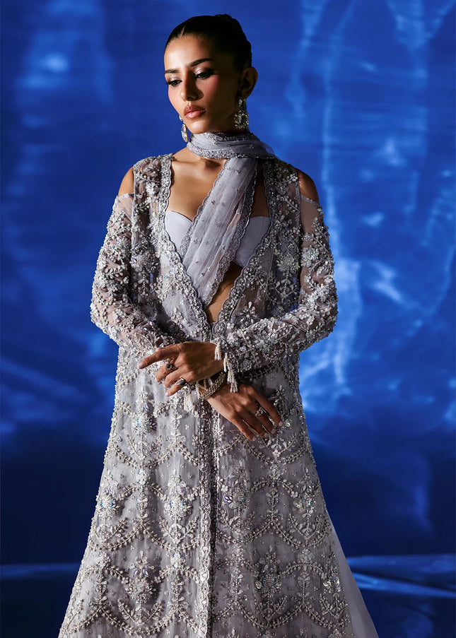 Emaan Adeel | Mode Moderne - Roeme
