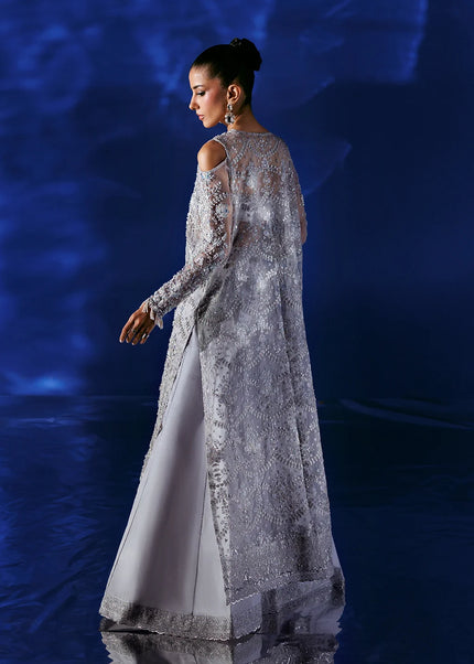 Emaan Adeel | Mode Moderne - Roeme