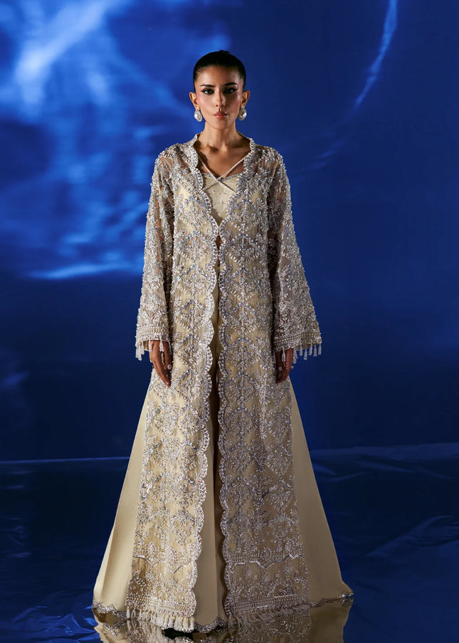 Emaan Adeel | Mode Moderne - Estelle