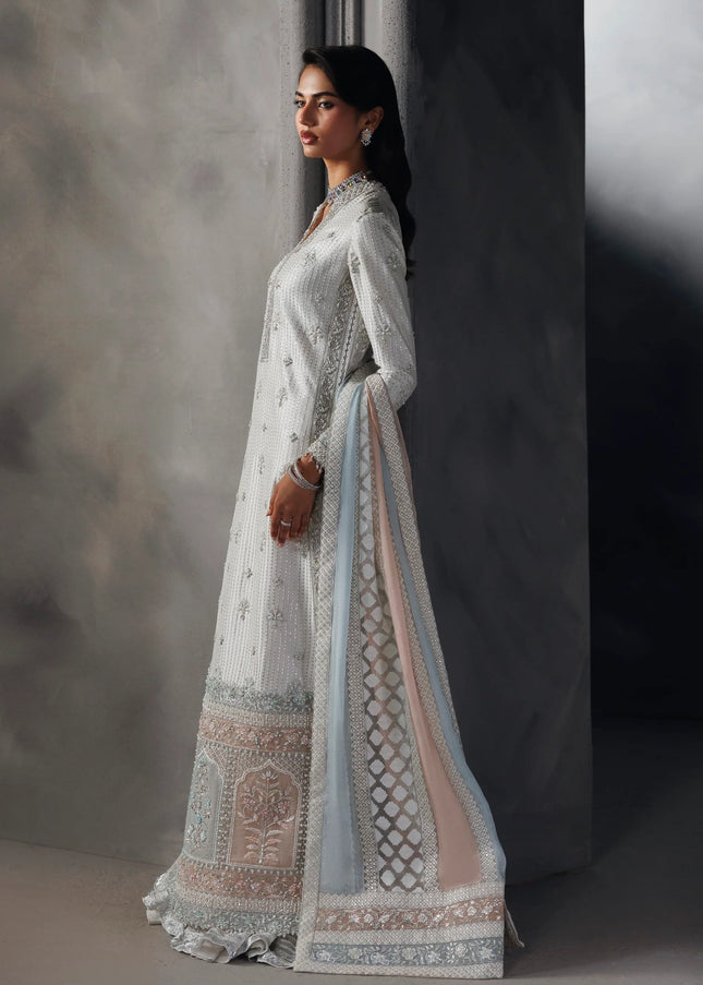 Akbar Aslam | Signature '26 - Aurvene