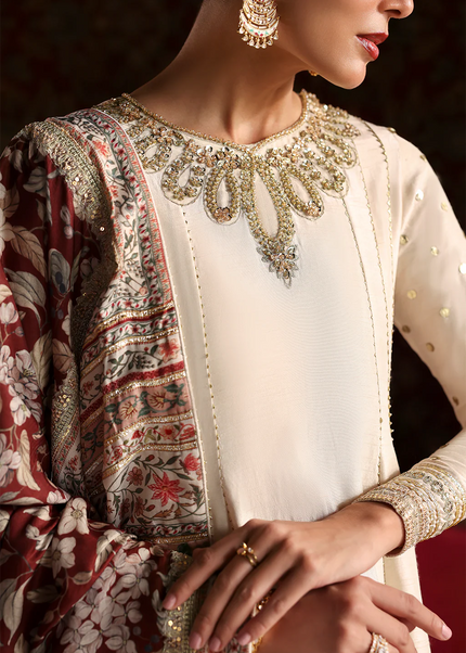 Emaan Adeel | Afsana-E-Silk - Laleh