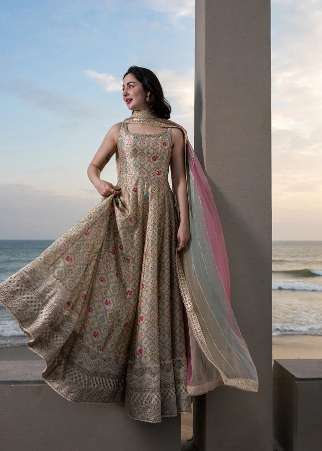 Faiza Saqlain | Reina - Naavah