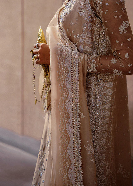 Suffuse | Freeshia Rtw'25 - Ismira