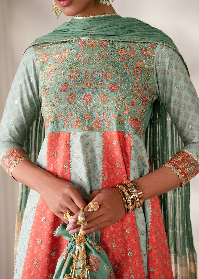 Baroque | Embroidered Silk UF-4141