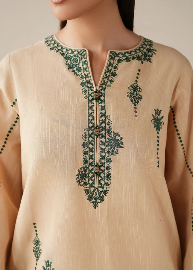 Baroque | Embroidered Khaddar UF-4305
