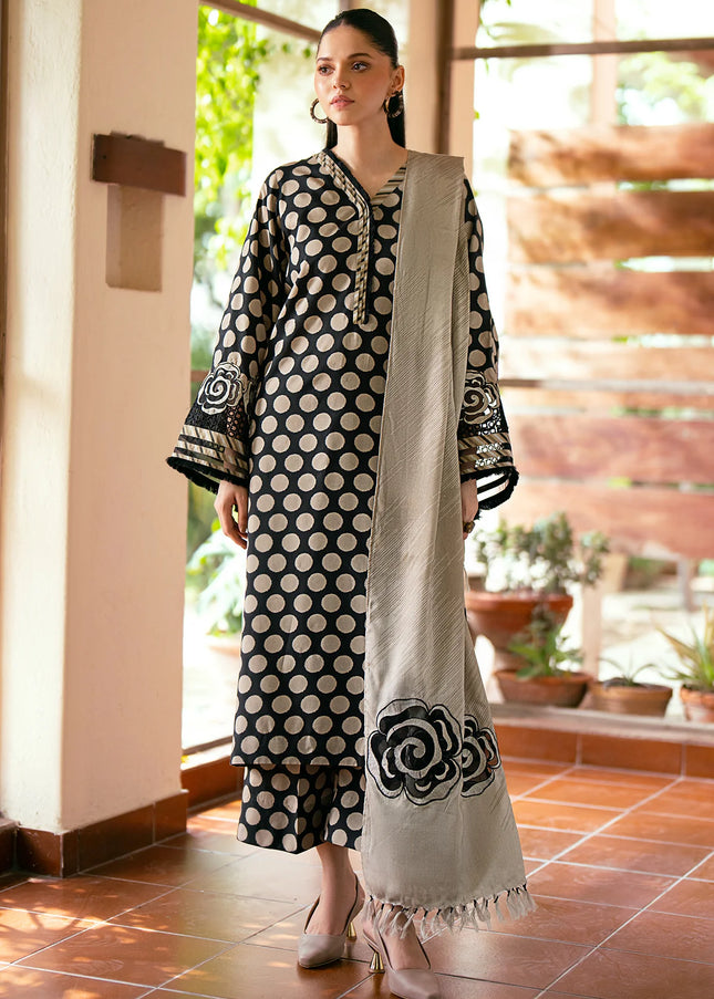 Baroque | Embroidered Viscose UF-763