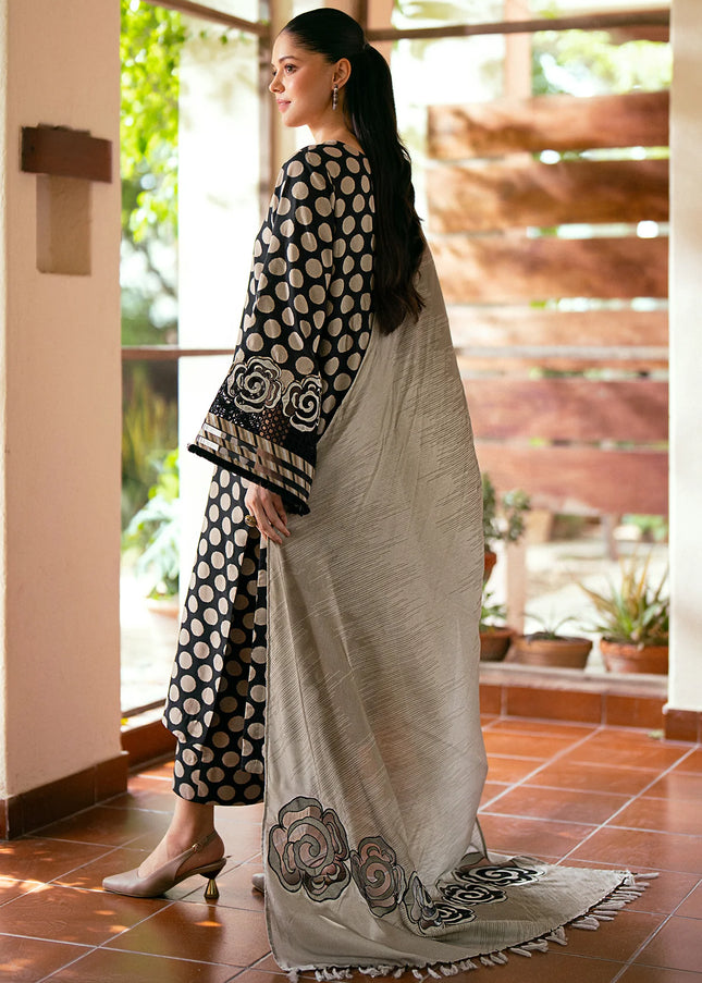 Baroque | Embroidered Viscose UF-763