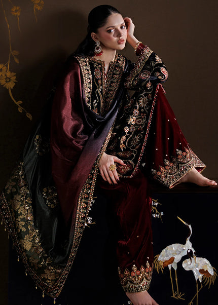 Baroque | Embroidered Velvet UF-4547