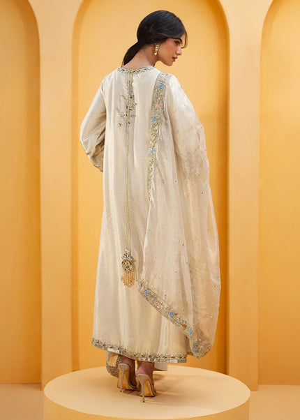 Sunnia Manahil | Sia Formals '26 - Kiva
