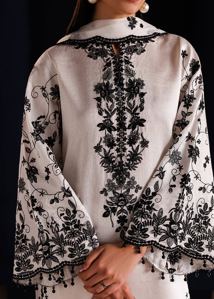 Baroque | Embroidered Jacquard Silk UF-4442
