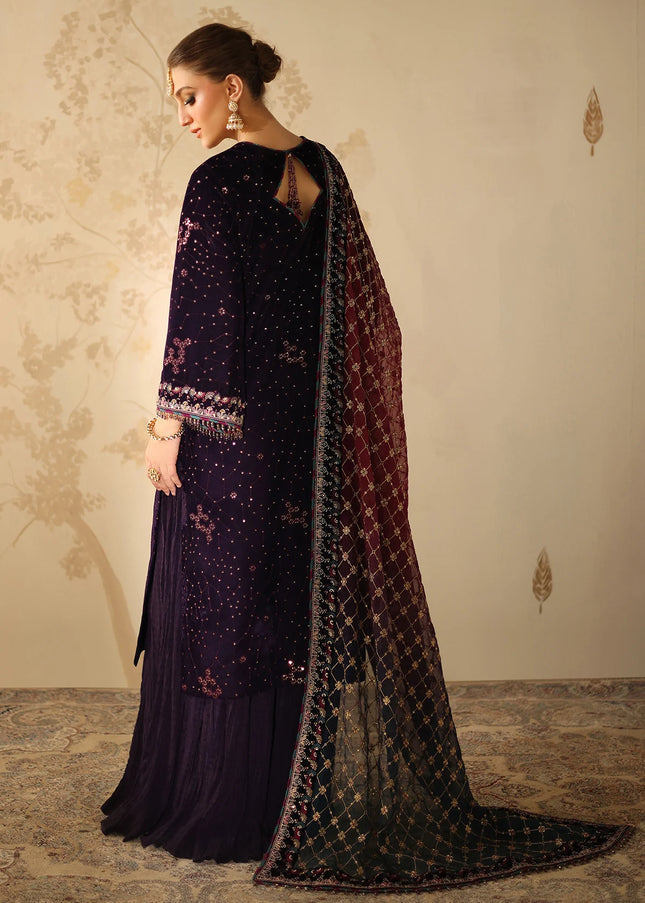 Baroque | Embroidered Velvet UF-4319