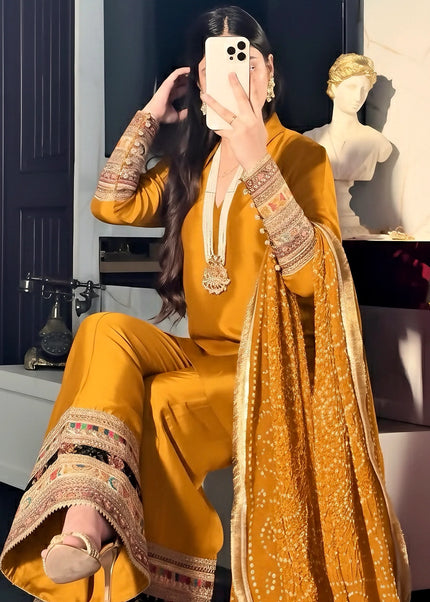 Zainab Shamsi | Noore Set - Mustard
