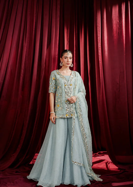 Shanzay Anooshay | Mahvee