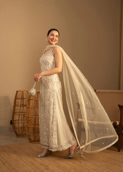 Faiza Saqlain | Reina - Penina