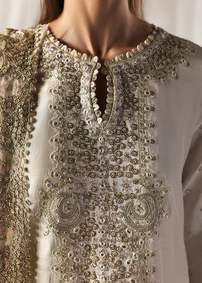 Emaan Adeel | Serein'25 - Misty Dawn