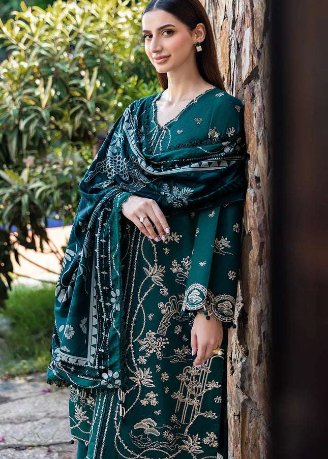 Farasha | Eminence Khaddar F/W '25 - Viona