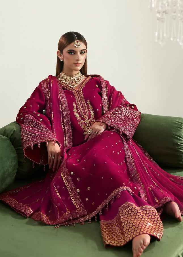 Emaan Adeel | Zarposh Velvet - Shahnaz