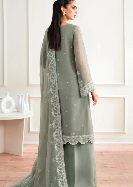 Farasha | Essence Formals'25 - Ash Green