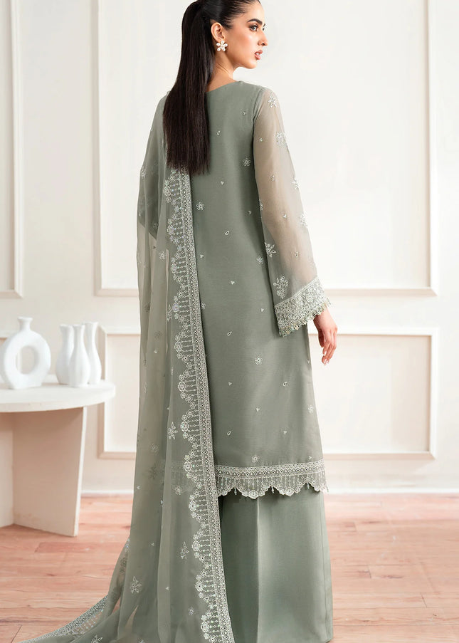 Farasha | Essence Formals'25 - Ash Green