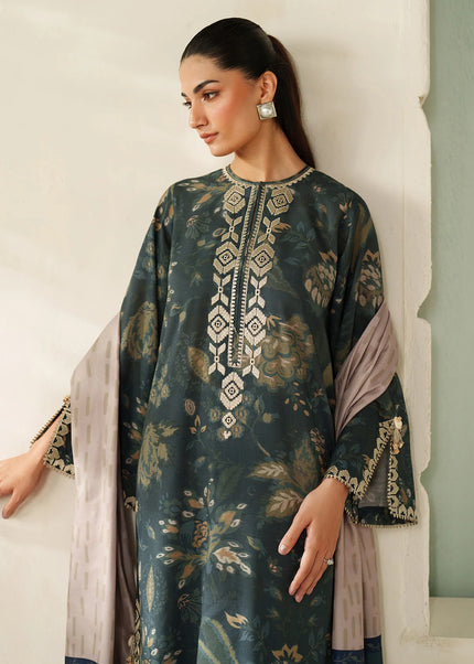 Baroque | Embroidered Khaddar UF-4327