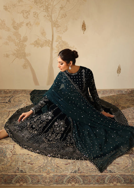 Baroque | Embroidered Velvet UF-4318
