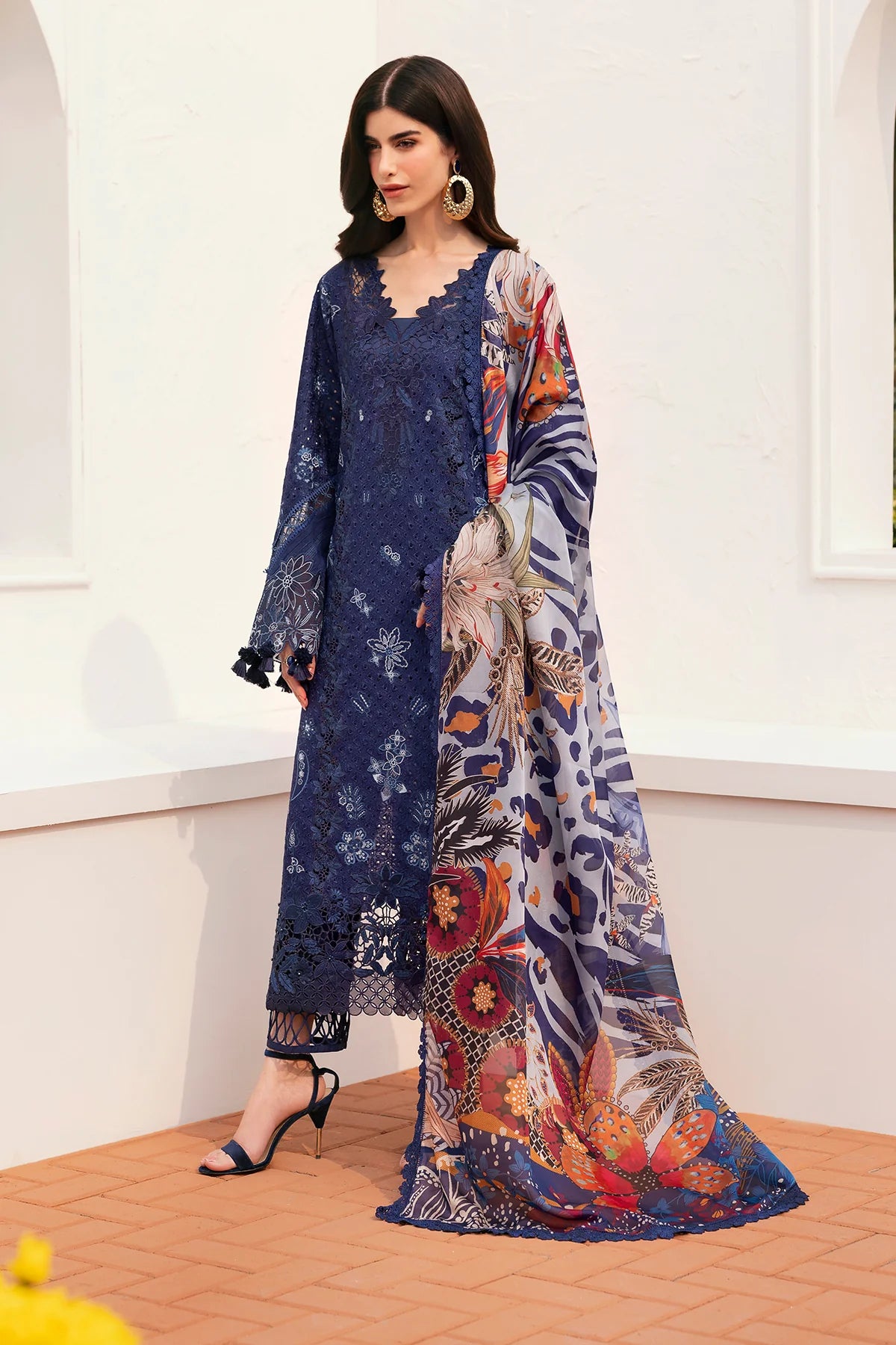 Baroque | Eid - Embroidered Lawn EL-D07 FALAKENOOR Baroque | Eid - Embroidered Lawn EL-D07 FALAKENOOR