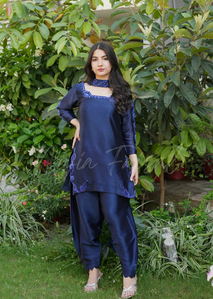 Najiaa Faisal | Sapphire