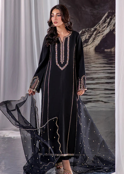Farrukhzia | Laavni - Black Panelled