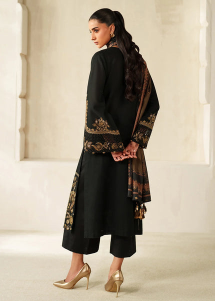 Baroque | Embroidered Khaddar UF-4328