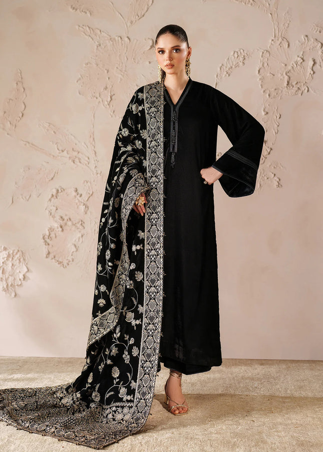 Baroque | Embroidered Velvet Shawl VS-57