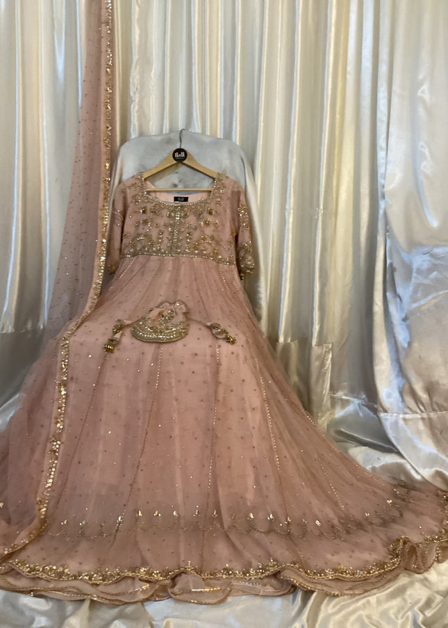 BnU | Maxi - Saloni