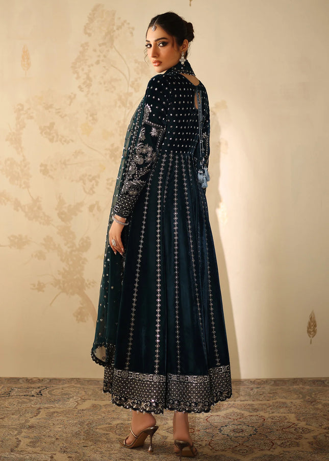 Baroque | Embroidered Velvet UF-4318