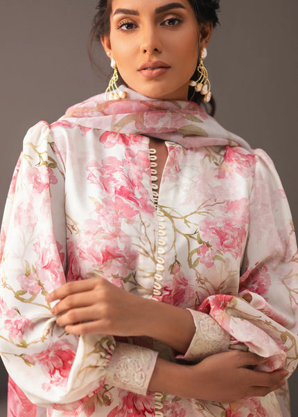 Erum Khan | Bold Bouquet