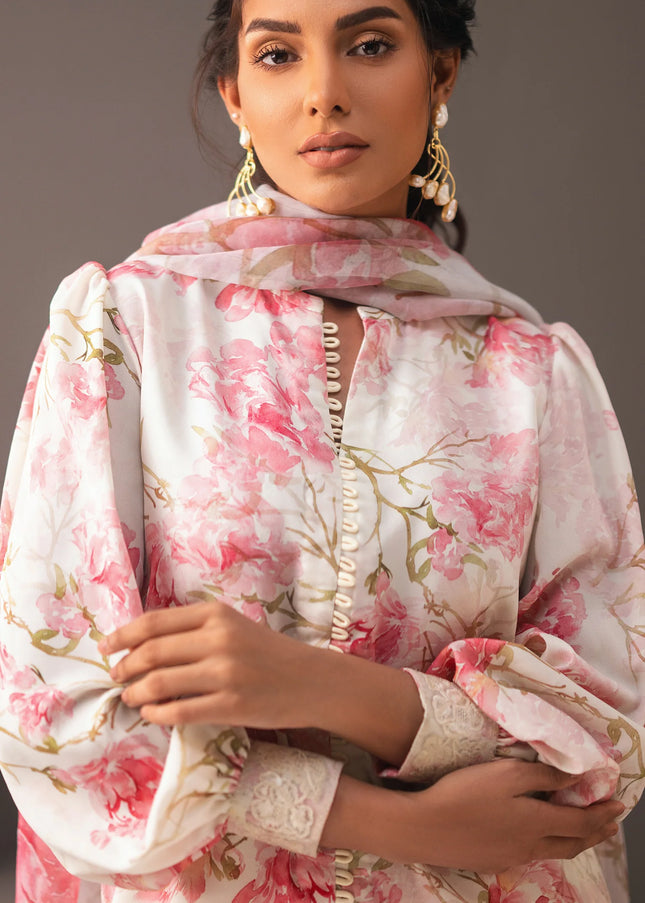 Erum Khan | Bold Bouquet
